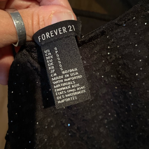Forever 21 black dress - Picture 5 of 10